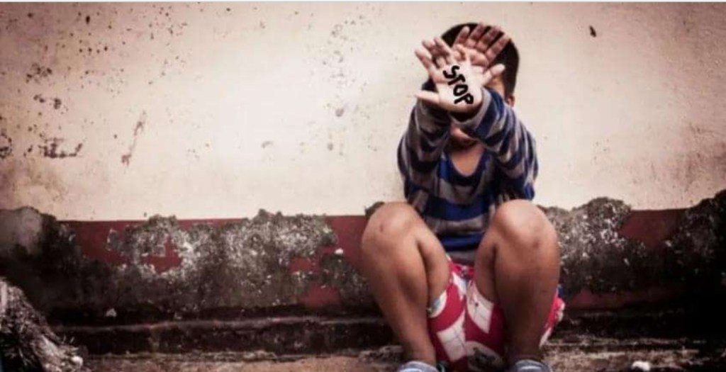 Enseña a tu hijo a cómo debe actuar frente a las agresiones de otros niños. BLOGS&nbsp;AMIGOS.